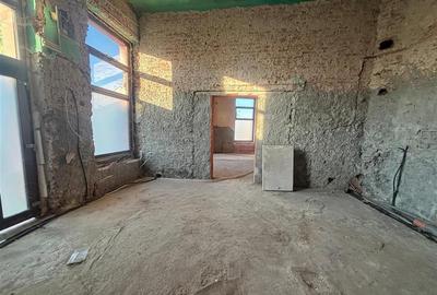 Spațiu comercial, de 107 mp, în Central - 4