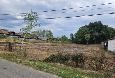 Vanzare teren intravilan situat in cartier Iezureni - 5