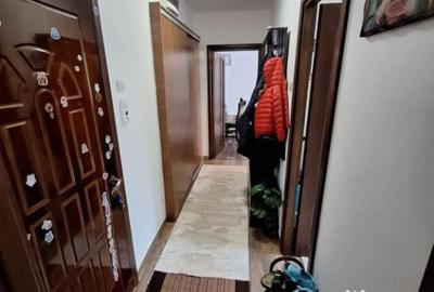 Apartament cu 3 camere semidecomandat în Central - 7