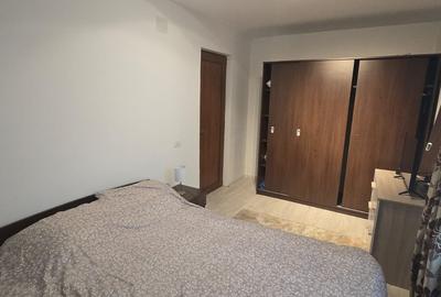 Delfinariu - ap. 2 camere, decomandat, complet mobilat - utilat, parter inalt - 5