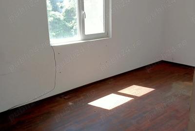 Casă cu 6 camere cu Teren 20 Mp în Tecuci - 6