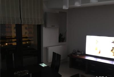 Apartament cu 3 camere semidecomandat, mobilat în Decebal - 3
