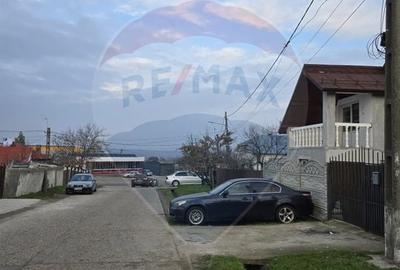 Casă cu 4 camere cu Teren 405 Mp în Periferie - 1