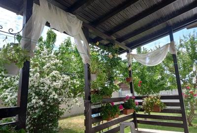 Casă cu 5 camere cu Teren 550 Mp în Corbeanca