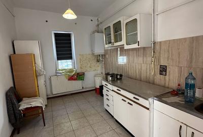Casa 6 camere - Centru - Tomis I - 188.000 euro (Cod E8+E10) - 14