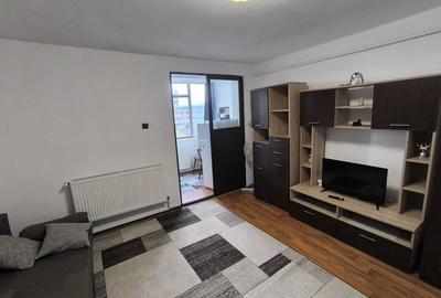 Garsonieră decomandată în Central - 7