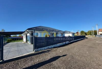 Casă individuală cu 4 camere cu Canalizare în Exterior Sud - 2