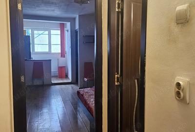 Garsonieră semidecomandată în Micro 3 - 1