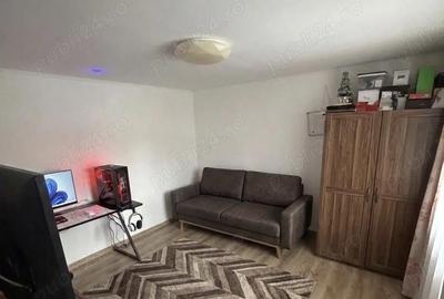 Casă cu 6 camere cu Teren 210 Mp în Zamora - 3