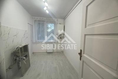 Apartament de vanzare cu 3 camere, balcon, etaj 1 -Zona Calea Dumbravii - 6
