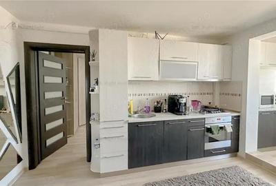 Apartament cu 2 camere decomandat în Tractorul - 6