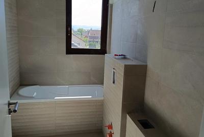 Apartament cu 2 camere decomandat în Central - 1