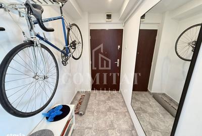 Apartament cu 2 camere semidecomandat, mobilat în Ultracentral