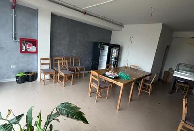 Spațiu comercial, de 14 mp, în P-ța Doina - 6