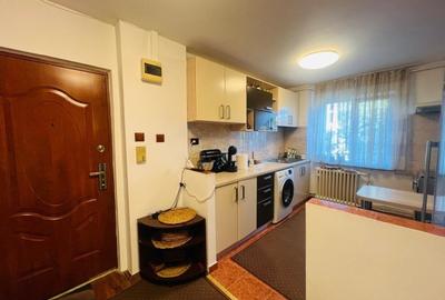 Apartament 2 camere cu balcon ,etaj 3 -cartier Săsar ,zona Pizza Albina - 10