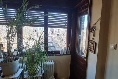 Apartament cu 6 camere decomandat în Moșilor - 1