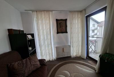 Casă individuală cu 4 camere cu Canalizare în Exterior Sud - 9