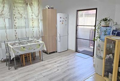 Casă cu 5 camere cu Teren 1054 Mp în Zăvoi - 20