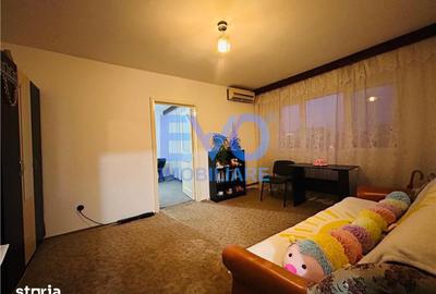 Apartament cu 3 camere semidecomandat în Podu Roș - 12