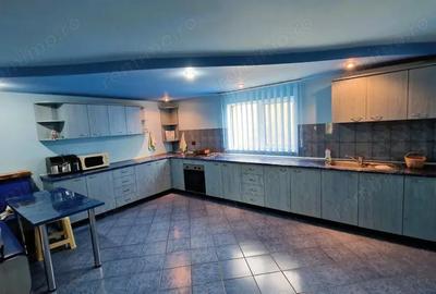 Casă cu 5 camere cu Teren 1500 Mp în Turia - 2