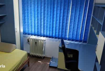 Apartament cu 3 camere decomandat în Exterior Vest - 1