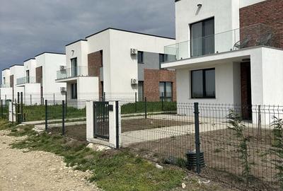 Casă cu 4 camere în Central - 5