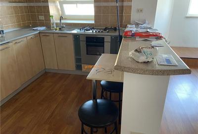 Apartament 4 camere transformat in 3 camere , zona ultracent - 2