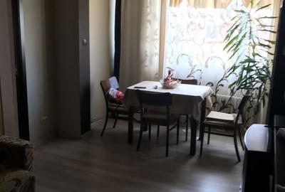 Apartament cu 3 camere decomandat în Cetate - 4