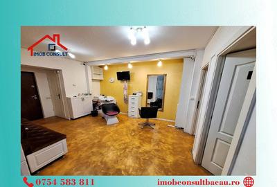 Spațiu comercial, de 65 mp, în Nord - 9