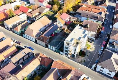 Casă cu 3 camere cu Canalizare în Central - 9