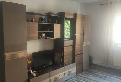 Apartament cu 2 camere decomandat în 1 Mai - 7