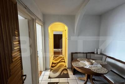 Apartament de vanzare, cu 2 camere, 60 mp, zona Micro 15 - 11