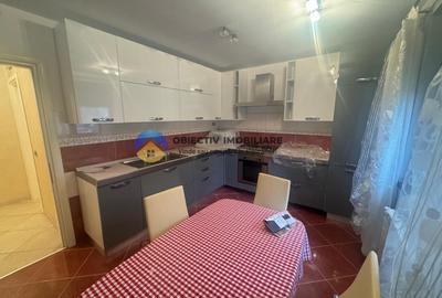 Duplex cu 5 camere cu Canalizare în 1 Mai - 14