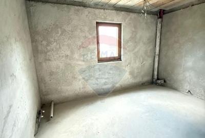 Casa / Vila cu 5 camere de vanzare in zona Central Gura Humorului - 12