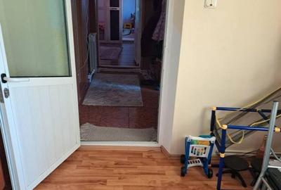 Casă cu 3 camere cu Teren 160 Mp în Central - 2