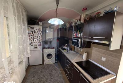 Casă cu 4 camere în Săbișa - 12