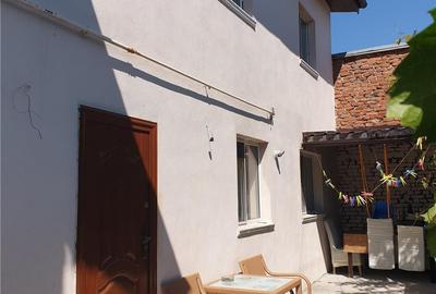 Casă cu 3 camere în Andronache - 8