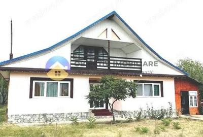 Casa SLOBOZIA langa orasul ROZNOV - 1