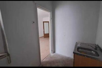 Garsonieră nedecomandată în Exterior Vest - 1