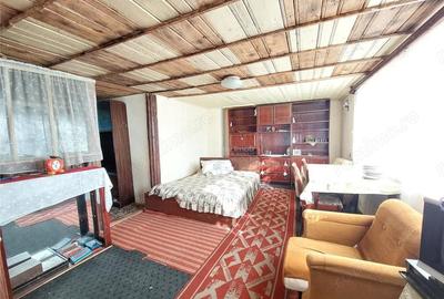 Casă cu 6 camere cu Teren 465 Mp în Cochirleanca - 1