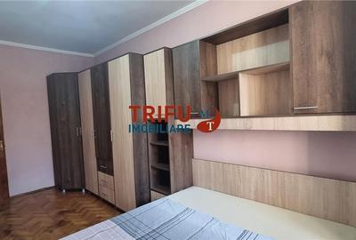 Apartament 3 camere de vanzare in Centru etaj 2 - 4