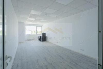 Spațiu comercial, de 2,000 mp, în Central - 17
