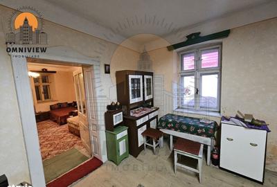 Casă de vânzare în Crizbav – 800 mp teren, 4 camere, anexe - 9