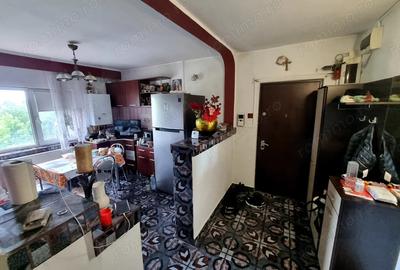 Apartament cu 3 camere decomandat, mobilat în Tomis Nord - 3