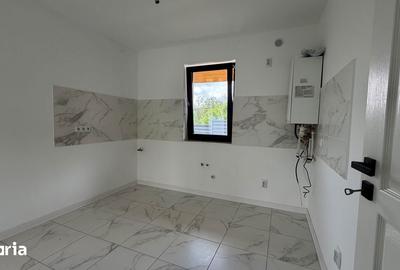 Casă cu 4 camere cu Teren 540 Mp în Ciurea - 4