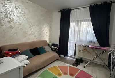 Apartament cu 3 camere decomandat în Central - 1