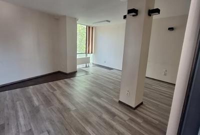 Spațiu comercial, 240 mp în Faleza Nord