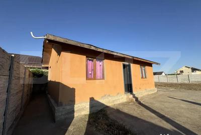 Casă cu 2 camere cu Teren 481 Mp în Malu Mare