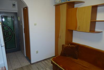 Inchiriez garsoniera in Florilor cu baie proprie disponibila imediat - 2