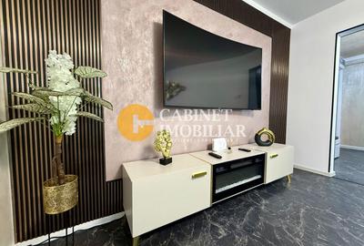 Apartament cu 2 camere semidecomandat, mobilat în Podu Roș